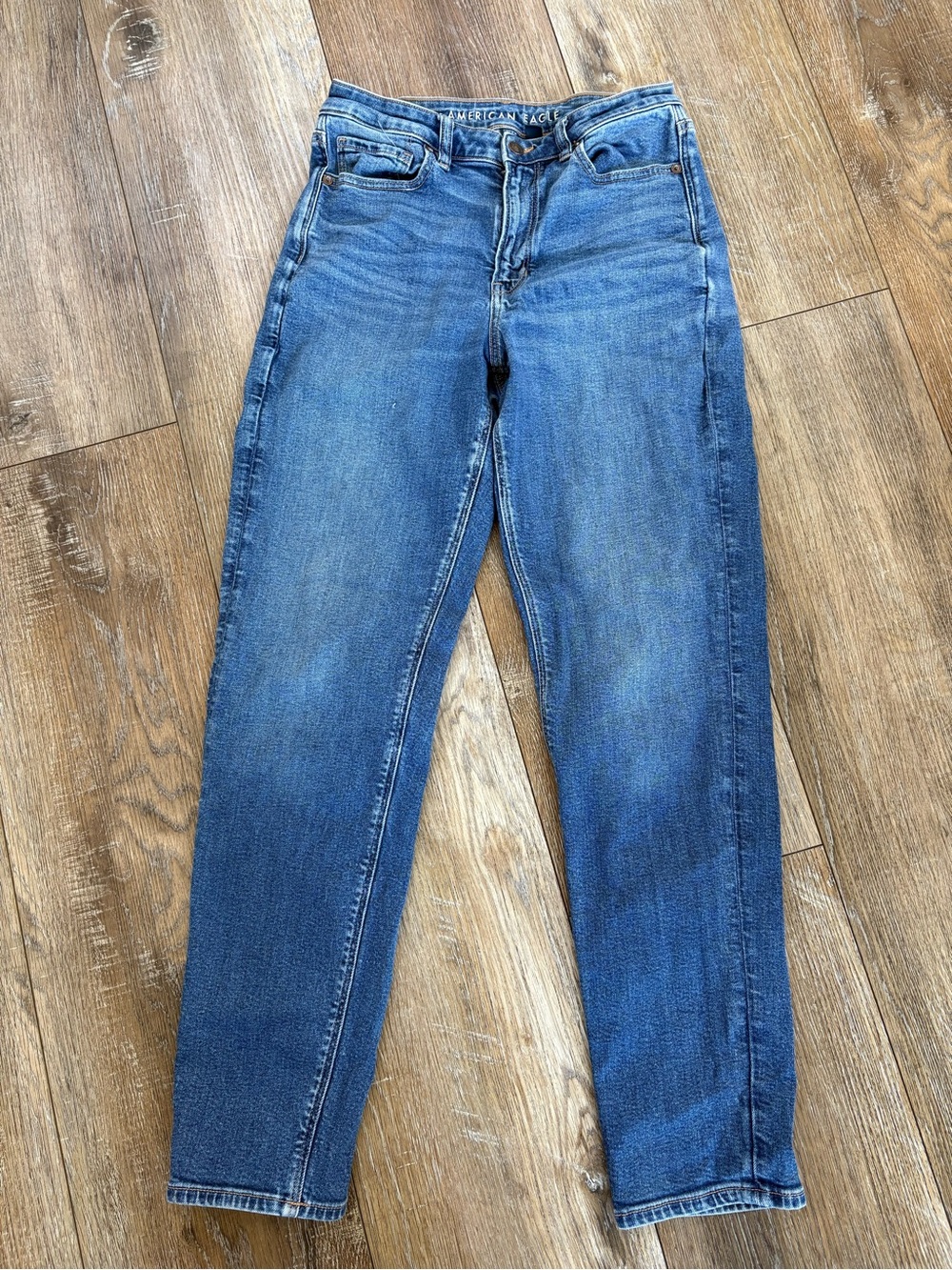 American Eagle Outfitters Skinny Jeans in Medium Blue mom jeans size 8 xtra long